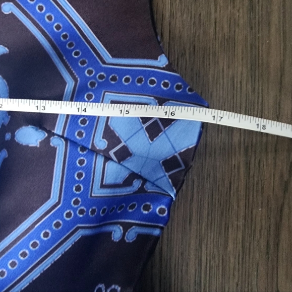 Blue patterned dress 👗 - Picture 5 of 8